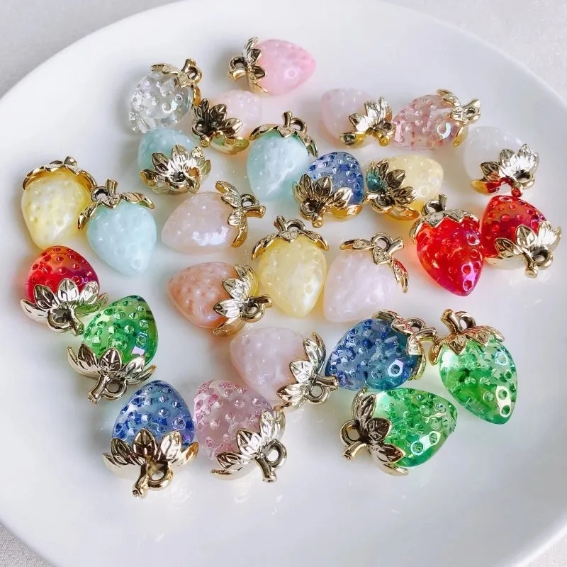 10 PCS/Package Plastic Resin Rhinestones Strawberry Pendant