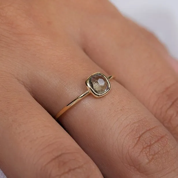 14K Yellow Gold Green Amethyst Ring