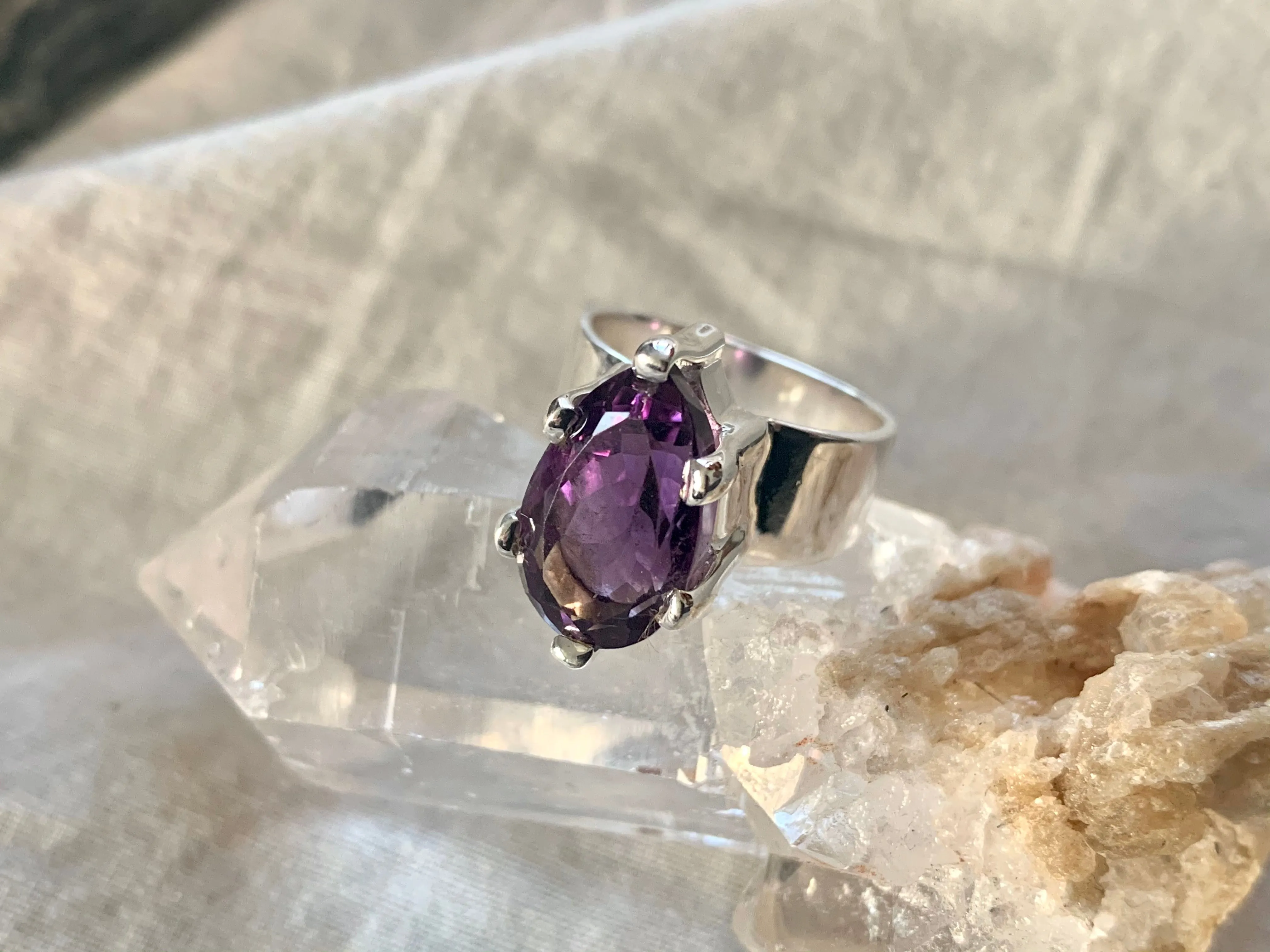 Amethyst Melusine Ring - Teardrop