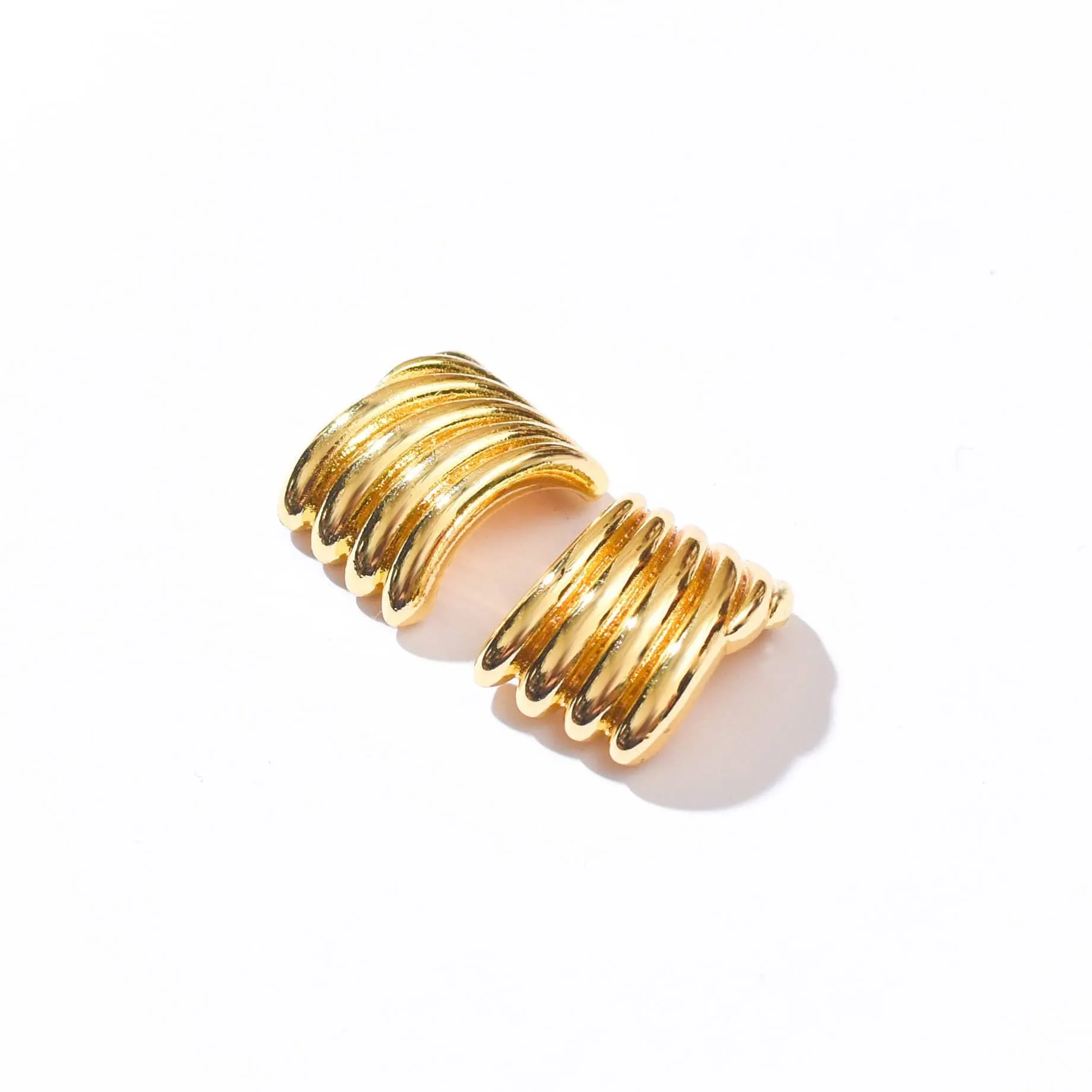 Andra Studs | Gold