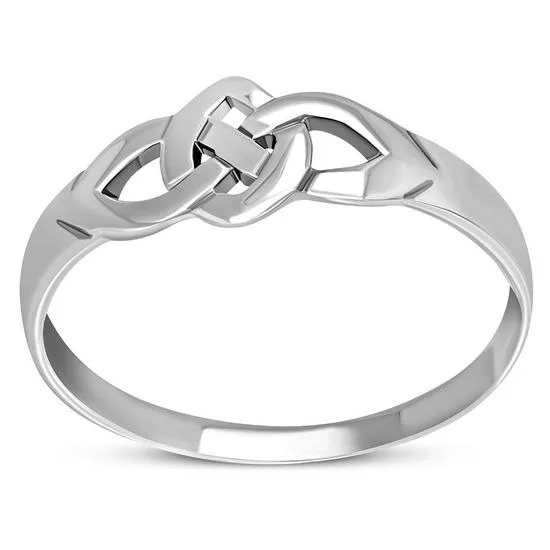 Delicate Celtic Knot Plain Silver Ring