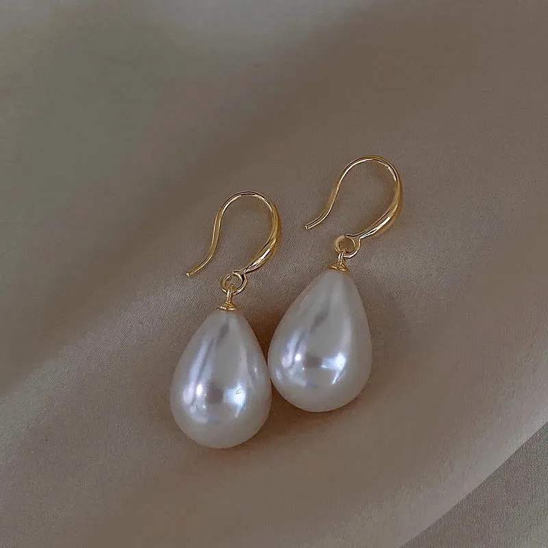 Drop-shaped Drop Retro Gentle Pearl Golden Round Feminine Elegant Party Gifts French Earring