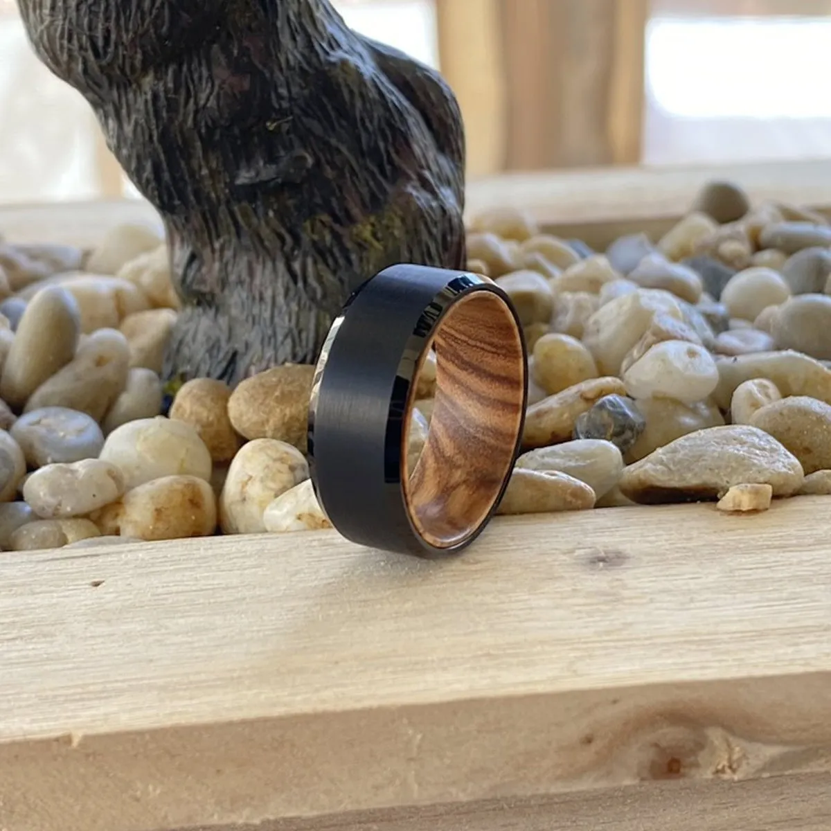 FASCIA | Olive Wood, Black Tungsten Ring, Brushed, Beveled