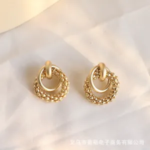 just-lil-things-gold-pin-earrings-jlt10725