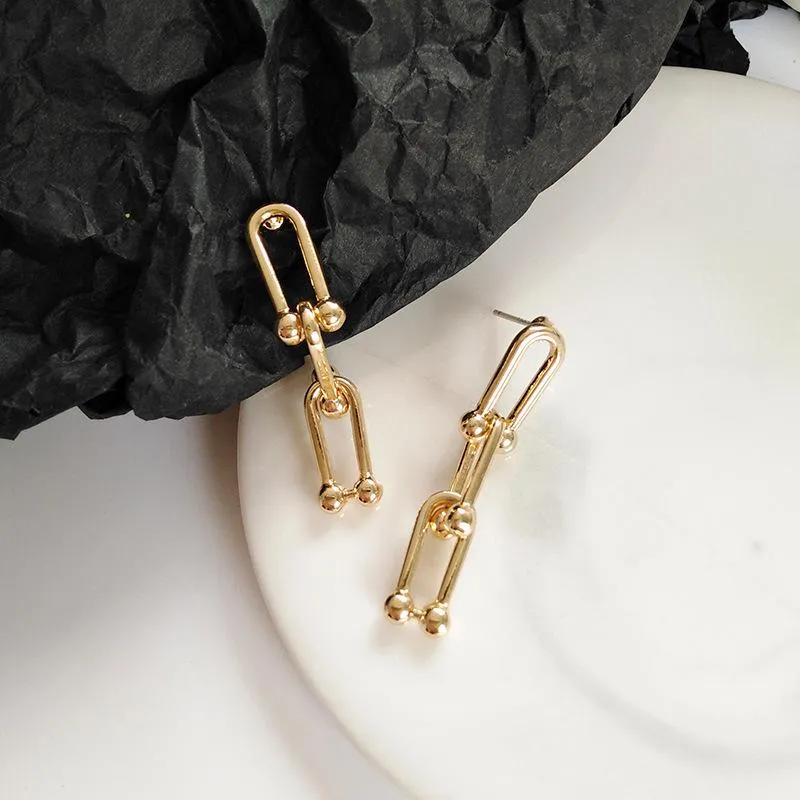 just-lil-things-pin-earring-gold-earring-jlt10528