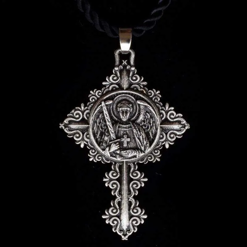 Men Necklace Archangel Michael Protect Me Saint Shield Protection Pendant Amulet Jewelry