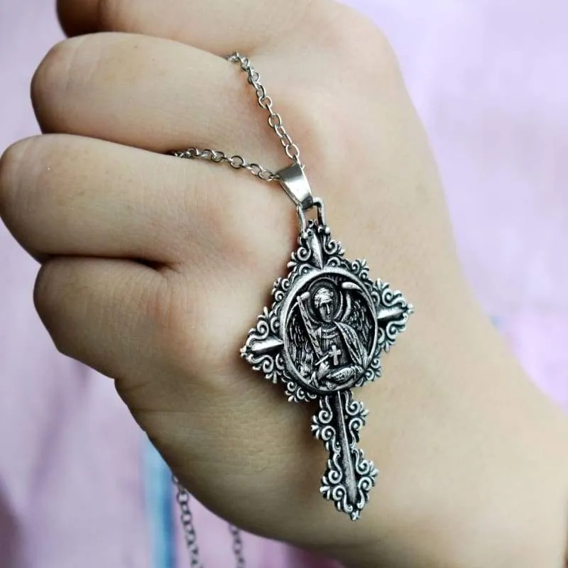 Men Necklace Archangel Michael Protect Me Saint Shield Protection Pendant Amulet Jewelry