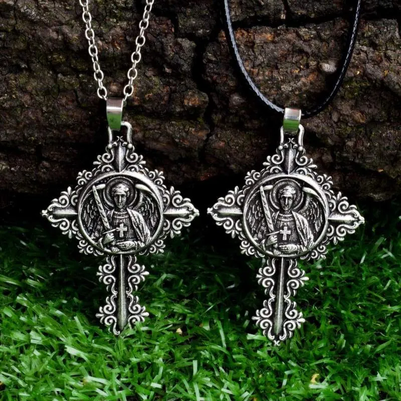 Men Necklace Archangel Michael Protect Me Saint Shield Protection Pendant Amulet Jewelry