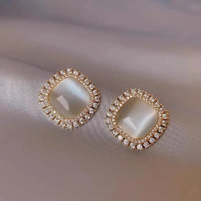 New Zircon Opal Stone Gold Color Personality Fashion Simple Retro Stud Wedding 2024 Earring