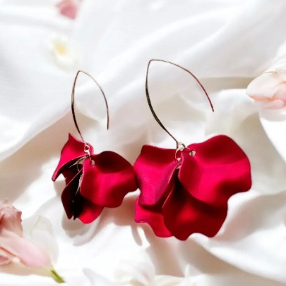 Red - hook flowers earrings| bridal party wedding earrings | unique iridescent earrings | golden crumpled floral earrings