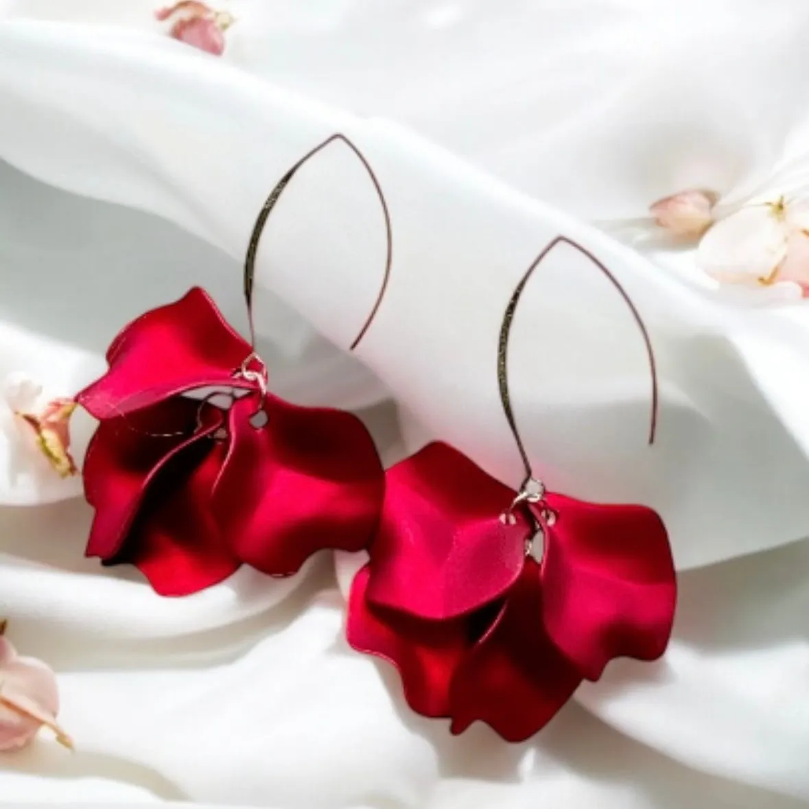 Red - hook flowers earrings| bridal party wedding earrings | unique iridescent earrings | golden crumpled floral earrings