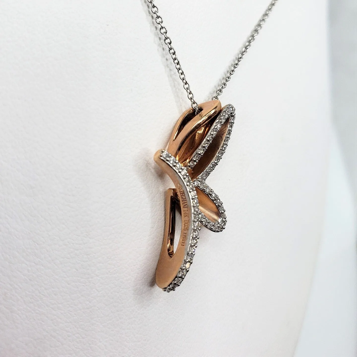 ROSE GOLD DIAMOND BUTTERFLY PENDANT