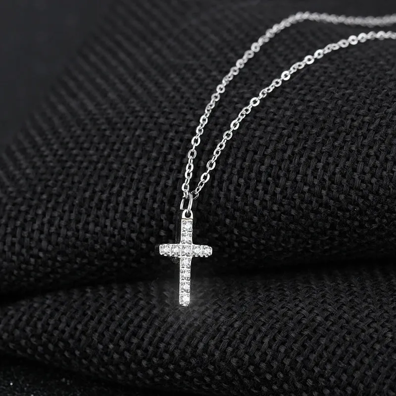 Simple Vintage Short Cross Necklace Creative Collarbone Chain with Diamond Pendant Necklace Holiday Gift