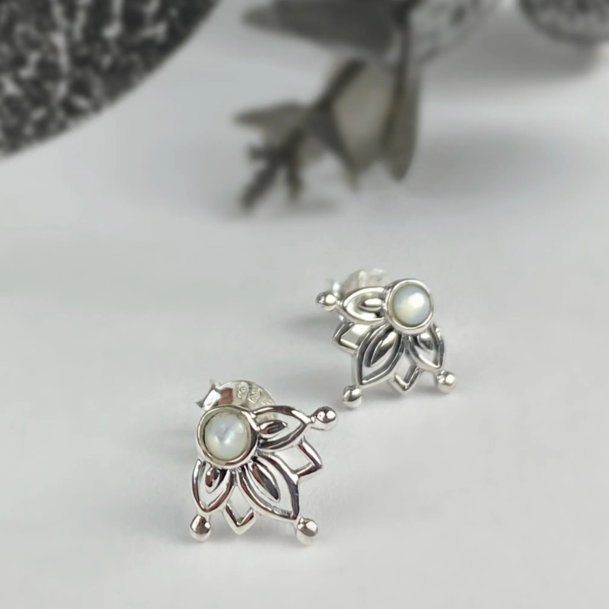 Snowbloom Earrings - VE704M