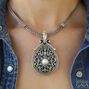 The Fleur De Lis Synergy Pendant